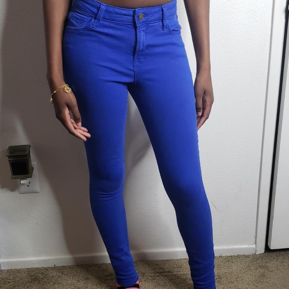 MID RISE BLUE JEANS 💙